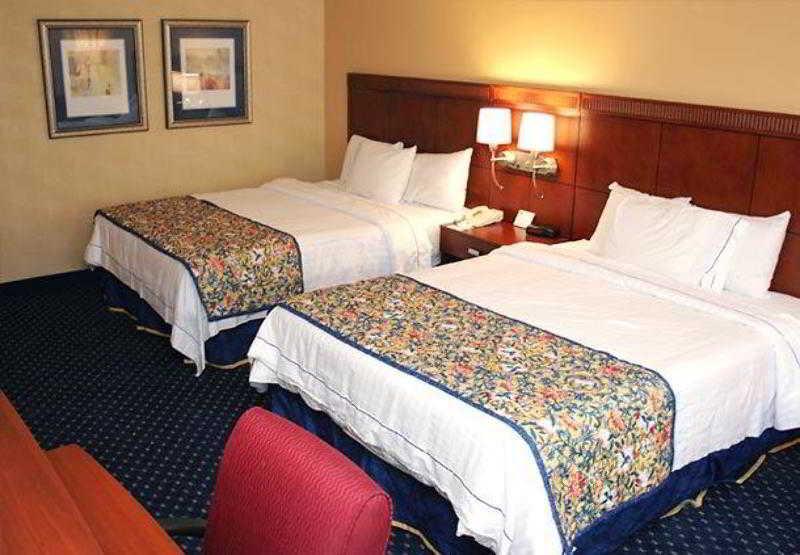 Courtyard By Marriott Augusta Otel Oda fotoğraf